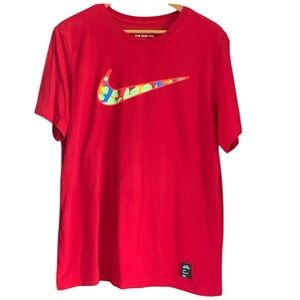 Nike Air Artist Collection - large dri-fit red tee shirt - short sleeve